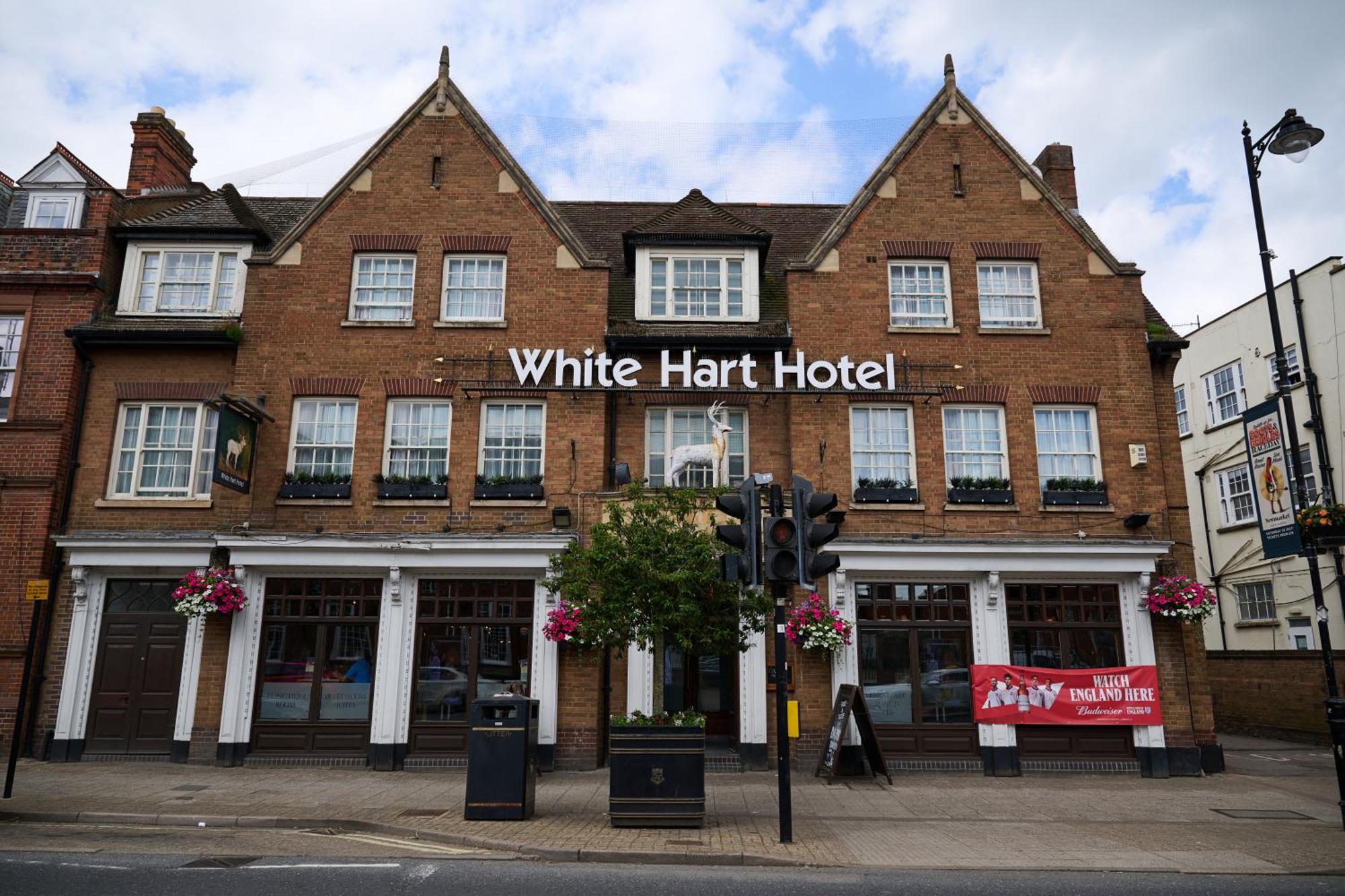 White Hart, Newmarket By Marston'S Inns Εξωτερικό φωτογραφία